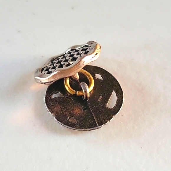 Silver Vintage Ornate Button - Picture 2 of 2